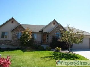 648 Walnut Glen Dr, Springville, UT 84663
