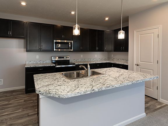 5th image of 1369 Retriever Way #1B