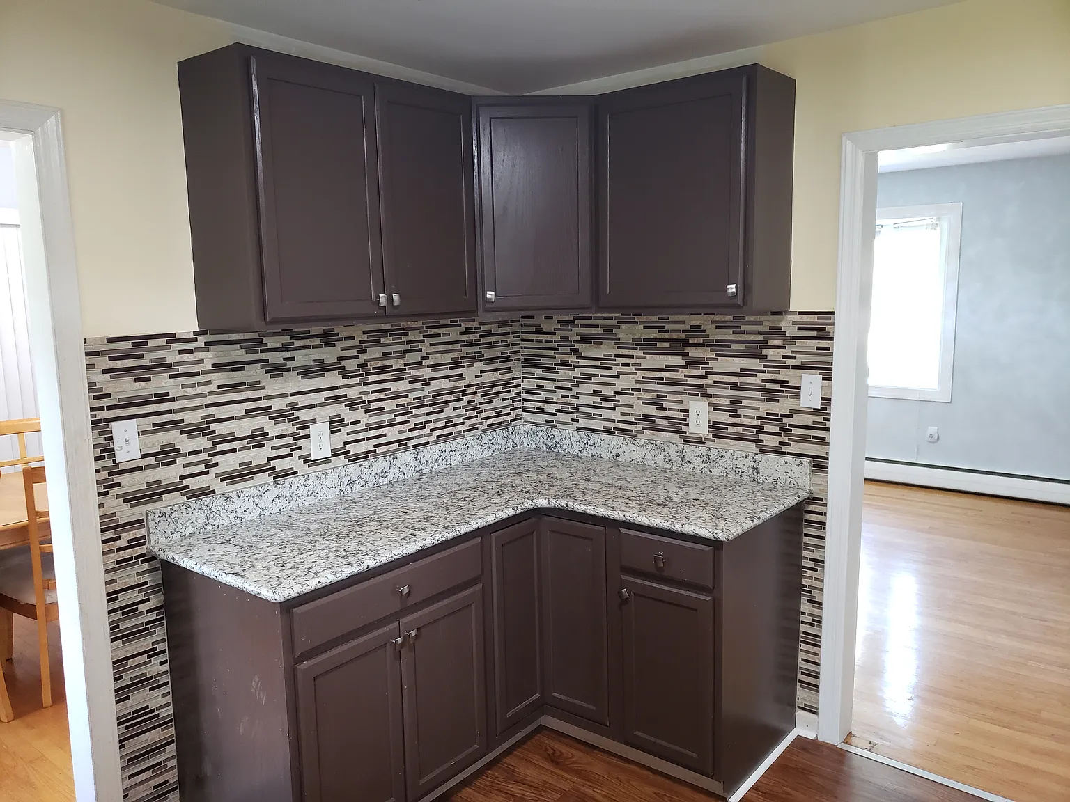 4 bed, 1761 sqft, $2,500 — Photo 4