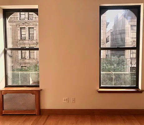 Rented by Bond New York | media 6
