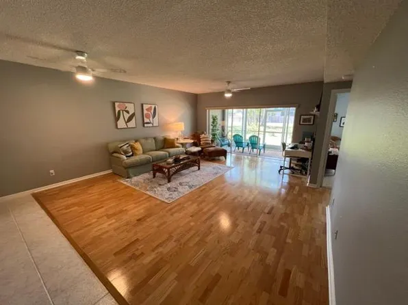 14460 Marina Way Unit 11, Seminole, FL 33776