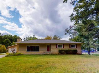 N3781 Cleveland Ave, Marinette, WI 54143