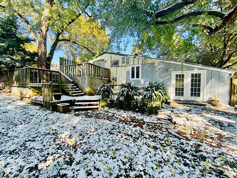 11821 W 67th St — Photo 31