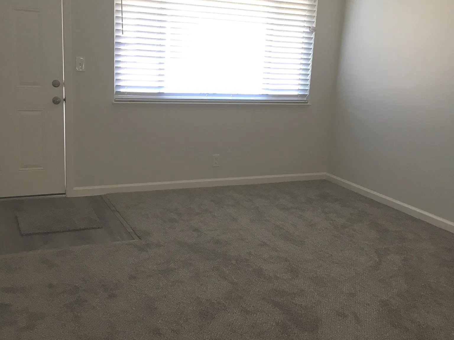 2 bed, 1000 sqft, $2,600 — Photo 4