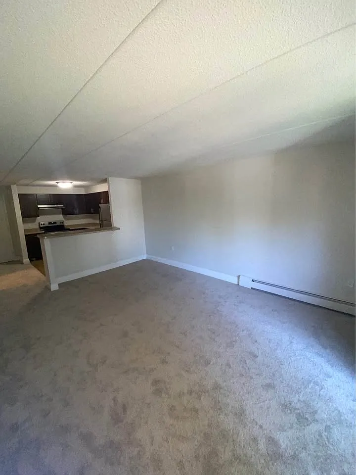 1 bed, 875 sqft, $2,300 — Photo 4