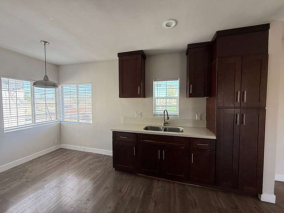 5th image of 4375 51st St
