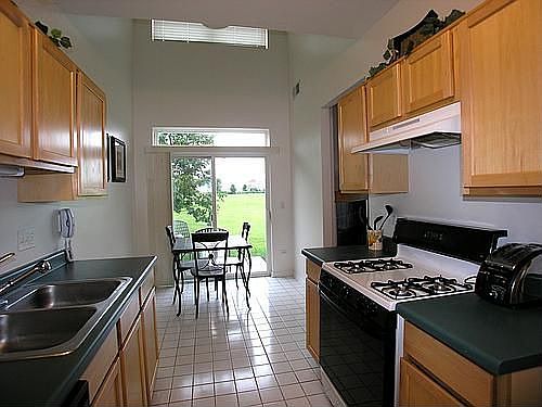 Kitchen - Ceramic Tile