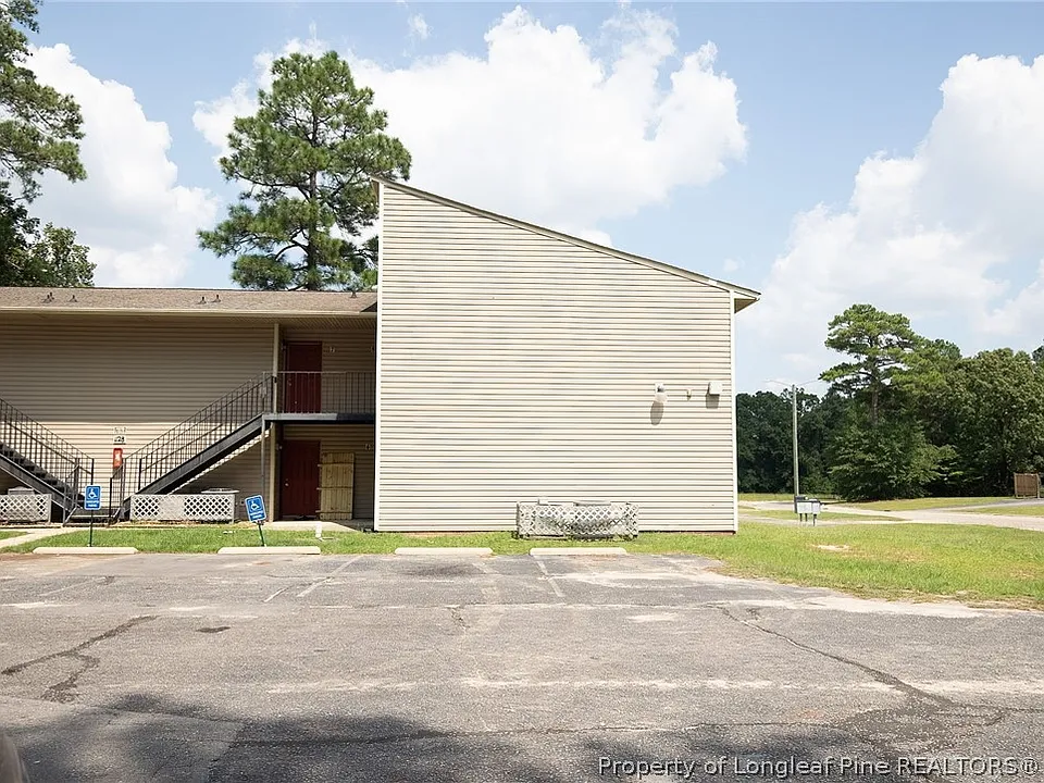 1128 Southwood Dr #7