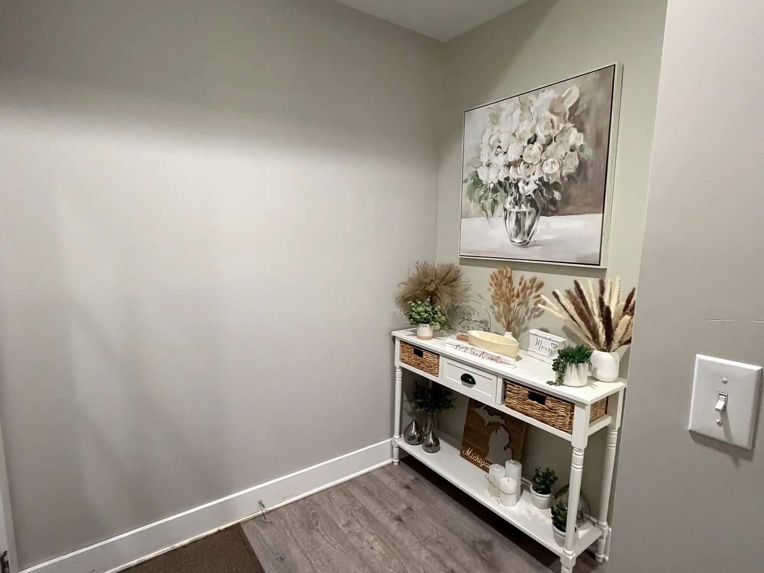 Ledgestone Pl NE, Grand Rapids — Photo 4
