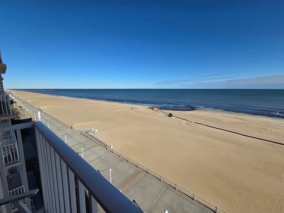 303 Atlantic Ave #804