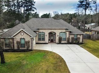 815 McDaniel Dr, Magnolia, TX 77354