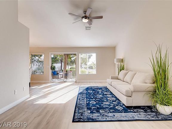 4th image of 2740 Desert Crystal Dr
