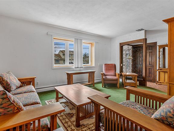 4th image of 59 Betsy Dr