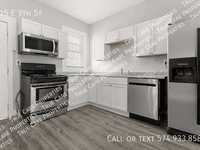 115 E 9th St — Photo 15