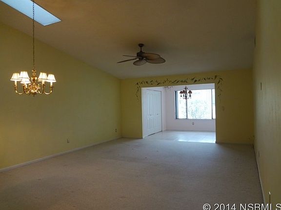 5th image of 115 Lake Fairgreen Cir