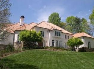 25 Cameron Glen Dr, Sandy Springs, GA 30328