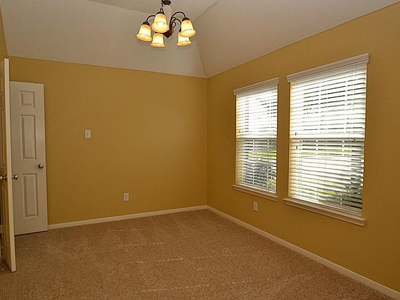 3rd image of 2206 Hollow Bloom Ln