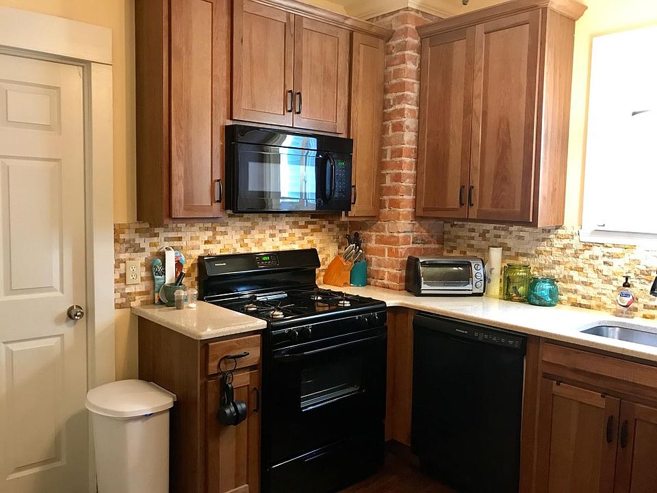 1st image of 1223 West Ave #1