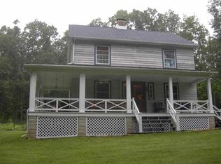 223 Pigeon Hill Park Rd, Hanover, PA 17331