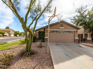 125 W Welsh Black Cir, San Tan Valley, AZ 85143