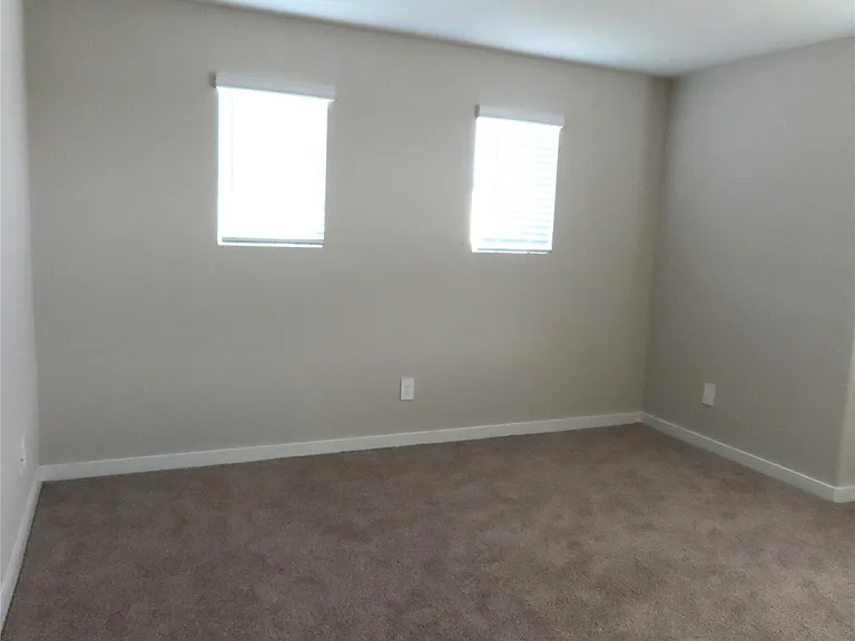 10854 Bodie Hills Dr — Photo 12