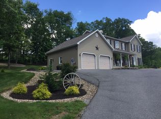 22 Oak Run Rd, Lock Haven, PA 17745