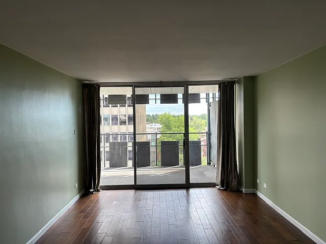 1 bed, 717 sqft, $1,575 — Photo 3