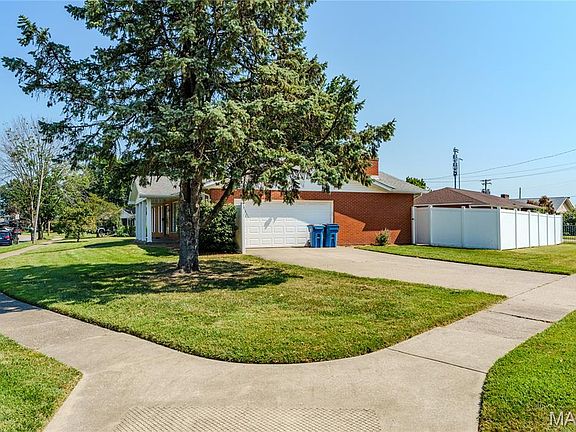 4th image of 3300 Colgate Pl
