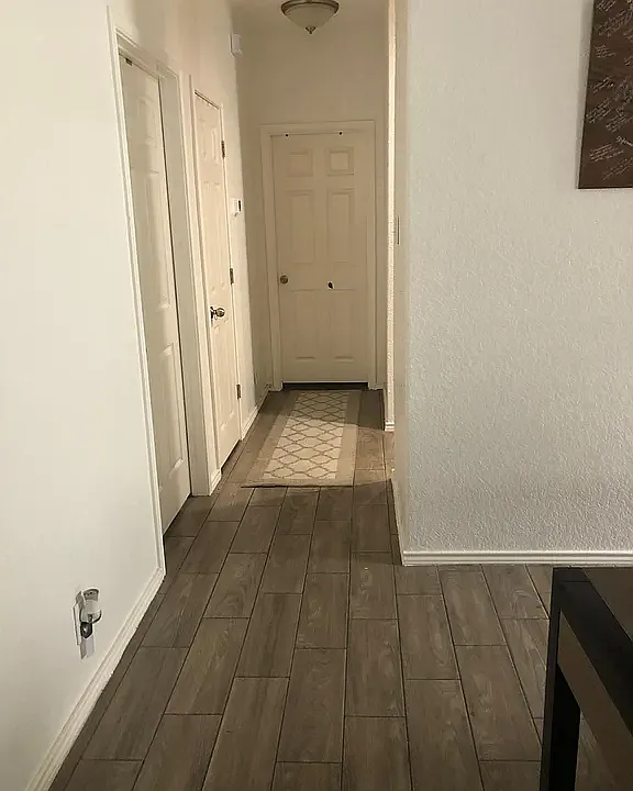 8027 Sheppard Knl