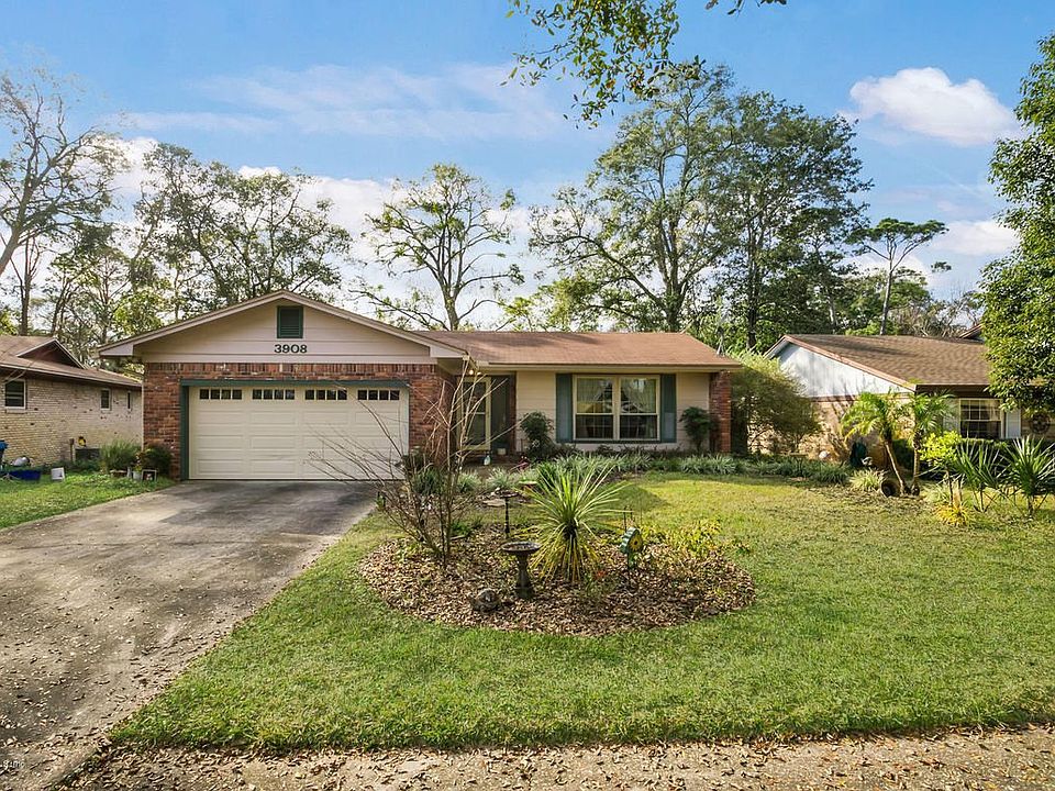 1st image of 3908 Gumwood Dr W