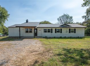 10886 S Jackson Hwy, Lincoln, AR 72744