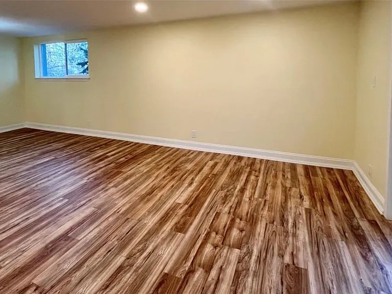 2375 S Linden Ct #208S — Photo 6