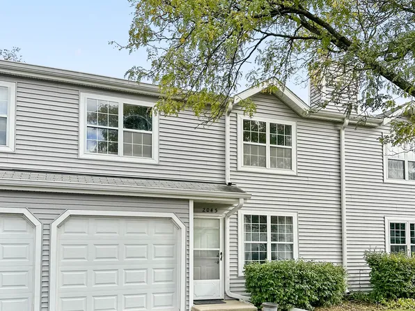 2045 Countryside Ln, Round Lake Beach, IL 60073