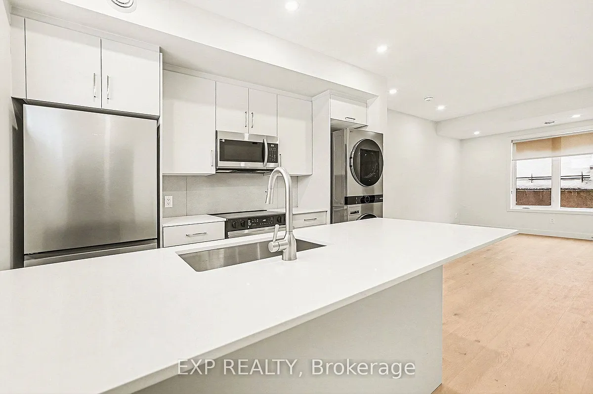 Building Photo - 79 Marquette Ave #5