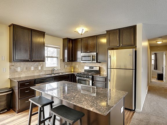 3rd image of 4609 81st Ln N