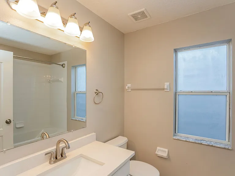 1010 Cristelle Jean Dr — Photo 15