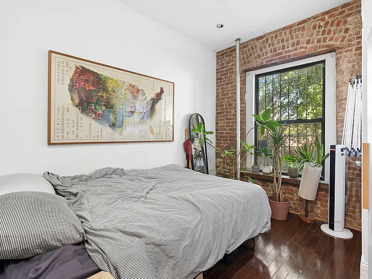 445 Rogers Ave #1LR — Photo 4