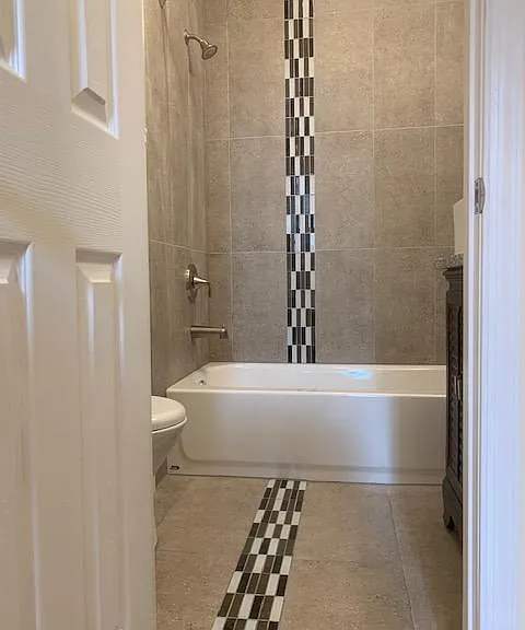 2930 Saint Paul St #3 — Photo 10