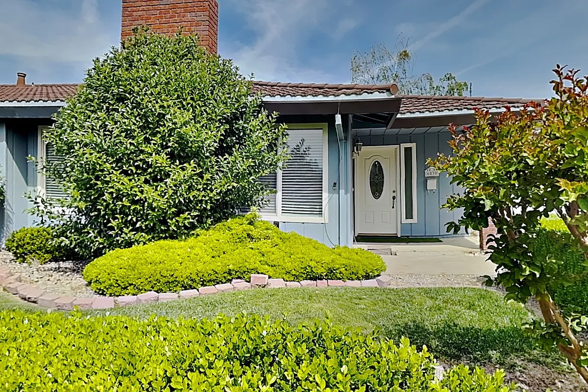 Building Photo - 6830 Harmon Dr