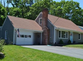 81 Shirley Dr, Cumberland, RI 02864
