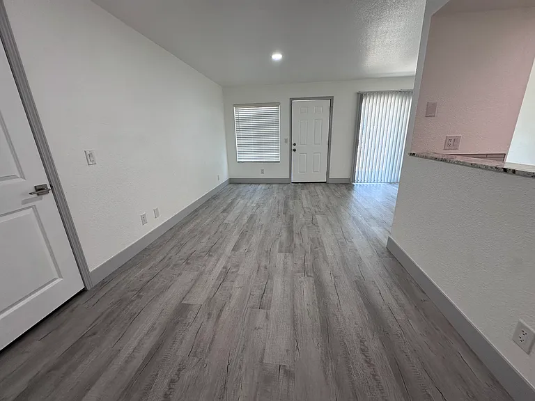 73435 San Gorgonio Way #G — Photo 5
