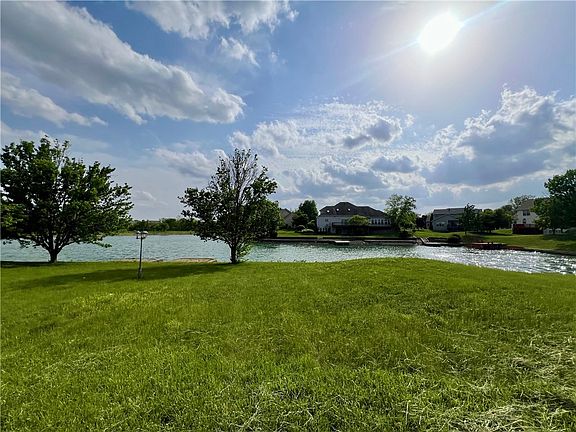 3rd image of 4309 Stonebridge Ct