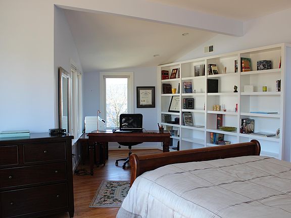 5th image of 3445 N Powhatan St