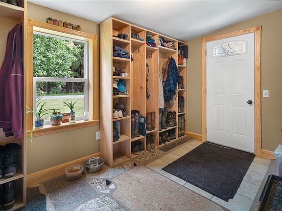 3rd image of 5903 Howell Rd
