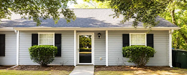 1490 Amanda Park Ln — Photo 1