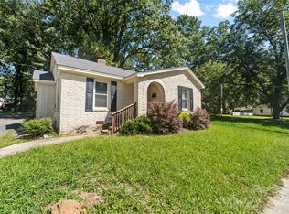 602 W Garrison Blvd, Gastonia, NC 28052