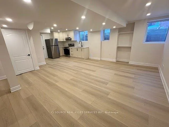 2 bed, $1,999 — Photo 1