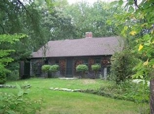 27 Marshall Driftway, Hope Valley, RI 02832