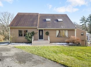 923 Main St, Northbridge, MA 01534