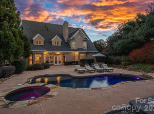 18823 Peninsula Cove Ln, Cornelius, NC 28031